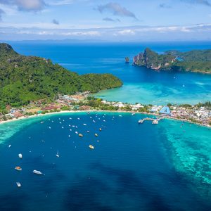 SEA-010_season-boat-tourists-phiphi-island-krabi-thailand-aerial-view-from-drone