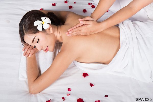 SPA-025_young-woman-spa-massage-salon